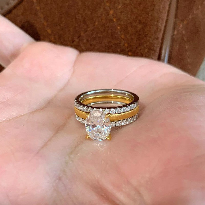 Twin Same Brushed Big Diamond Row Diamond Ring